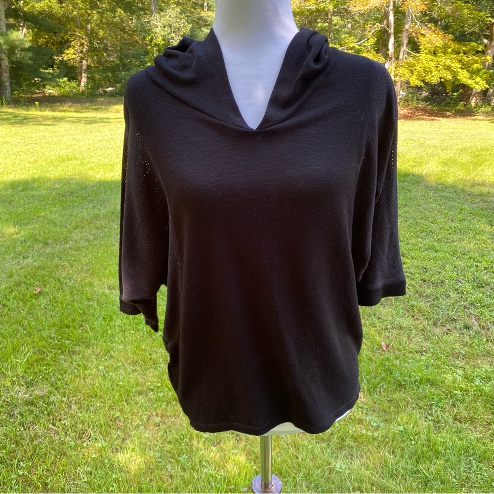 ZELLA TOP HOODIE BLACK RACERBACK STRETCH SLEEVELESS REFLECTIVE PERFORATED SIZE S